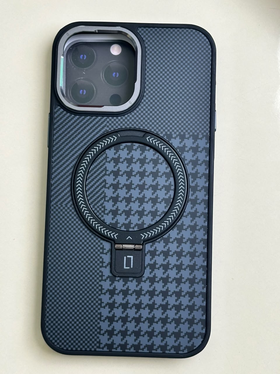 (13-1) iPhone 13 Pro Max - Black and Gray Mixed Pattern