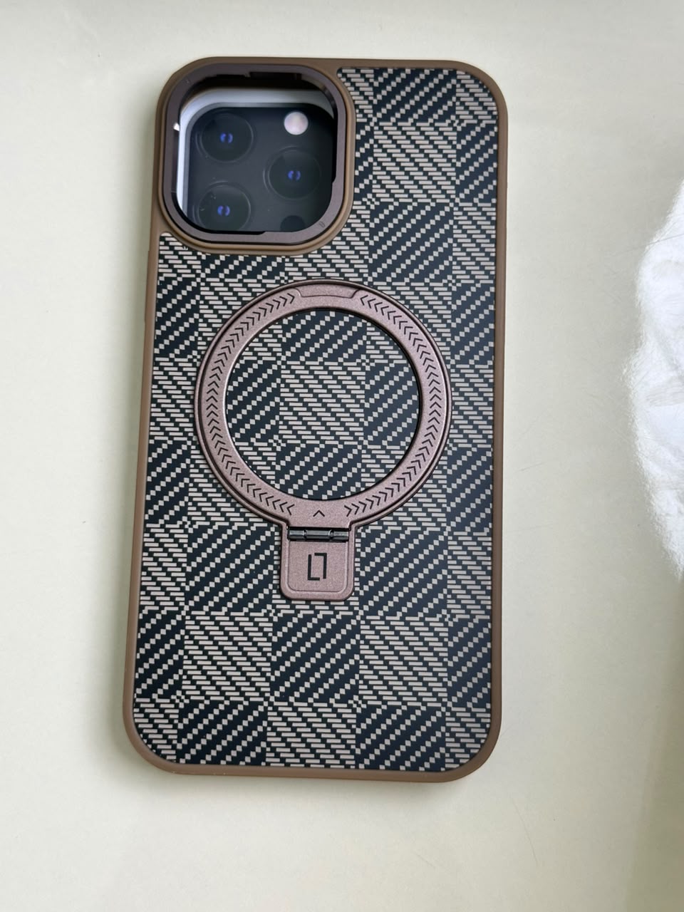(13-1) iPhone 13 Pro Max - Dark Gray with Silver Geometric Pattern