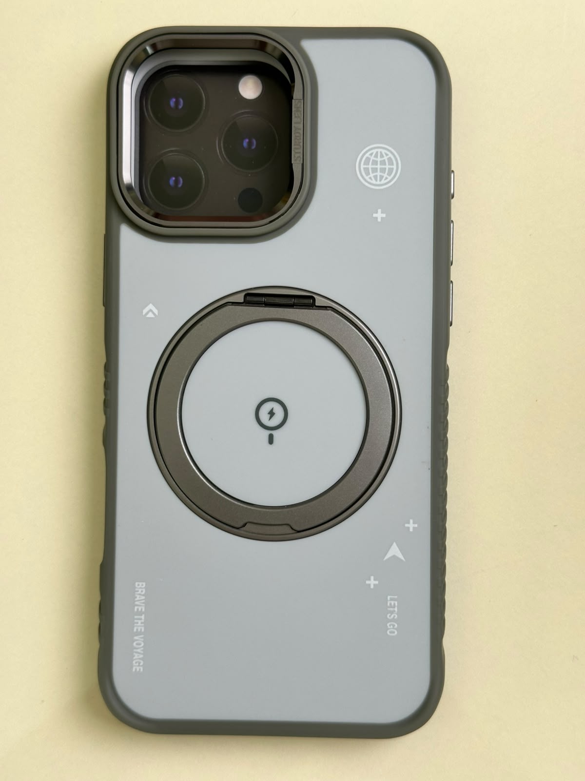 (16-2) iPhone 16 Pro Max - Light Gray with Travel Graphic Pattern