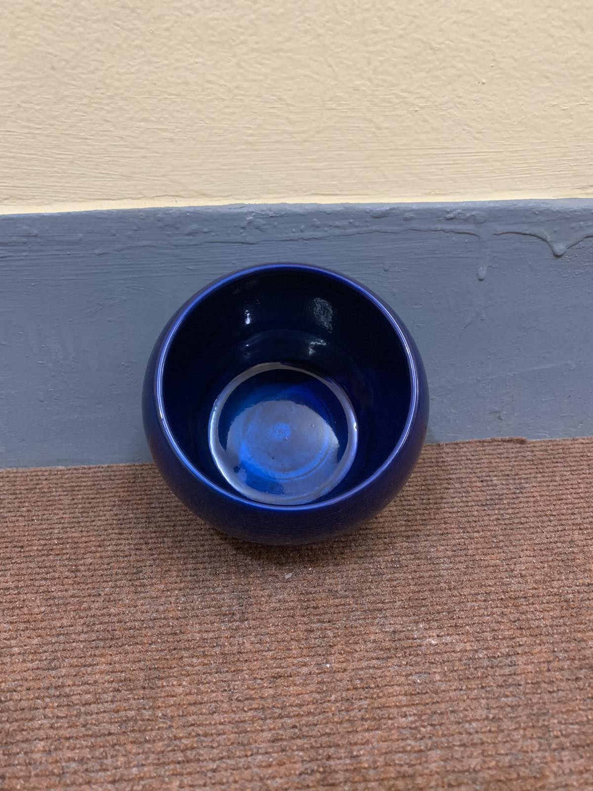 4 Inch Cute Small Metal Pot For Decorating Your Office Desk / Library / Kitchen / Wall Shelves