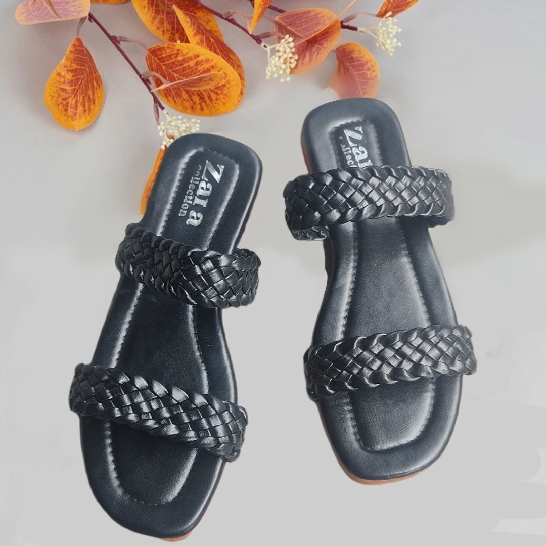 New Trending Black Slipper for Summer