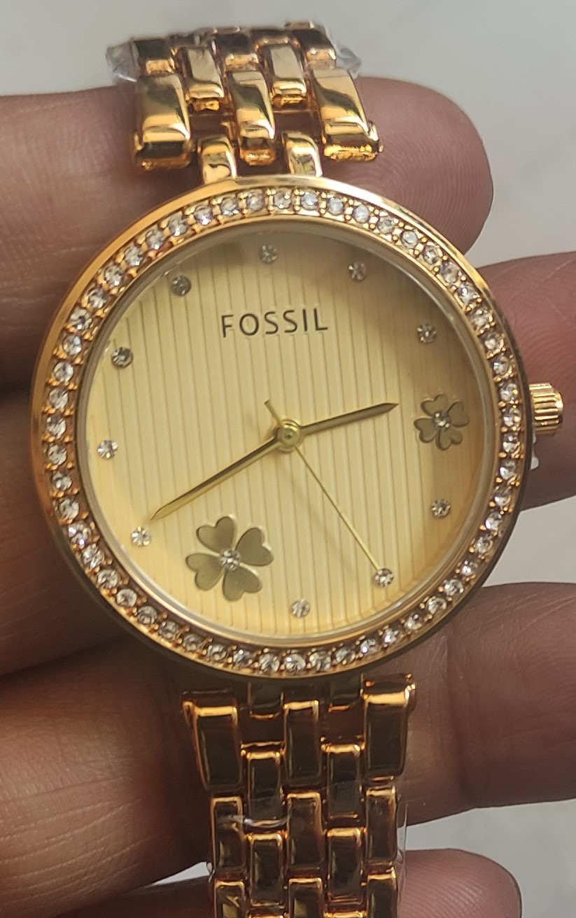 Round Golden Fancy Watch For Women