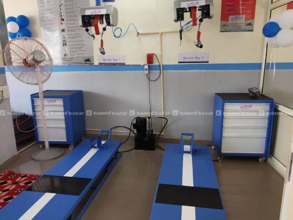 Bike Show room or Bike Garage Machines
