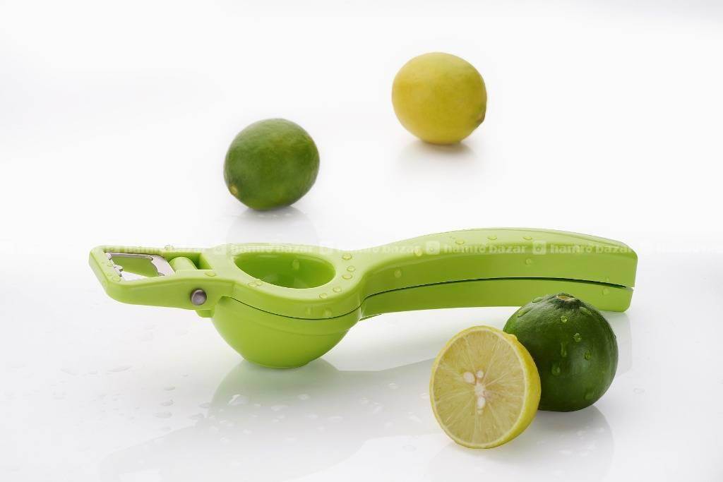 Ganesh Lemon Squeezer With Bottle Opener (Green)