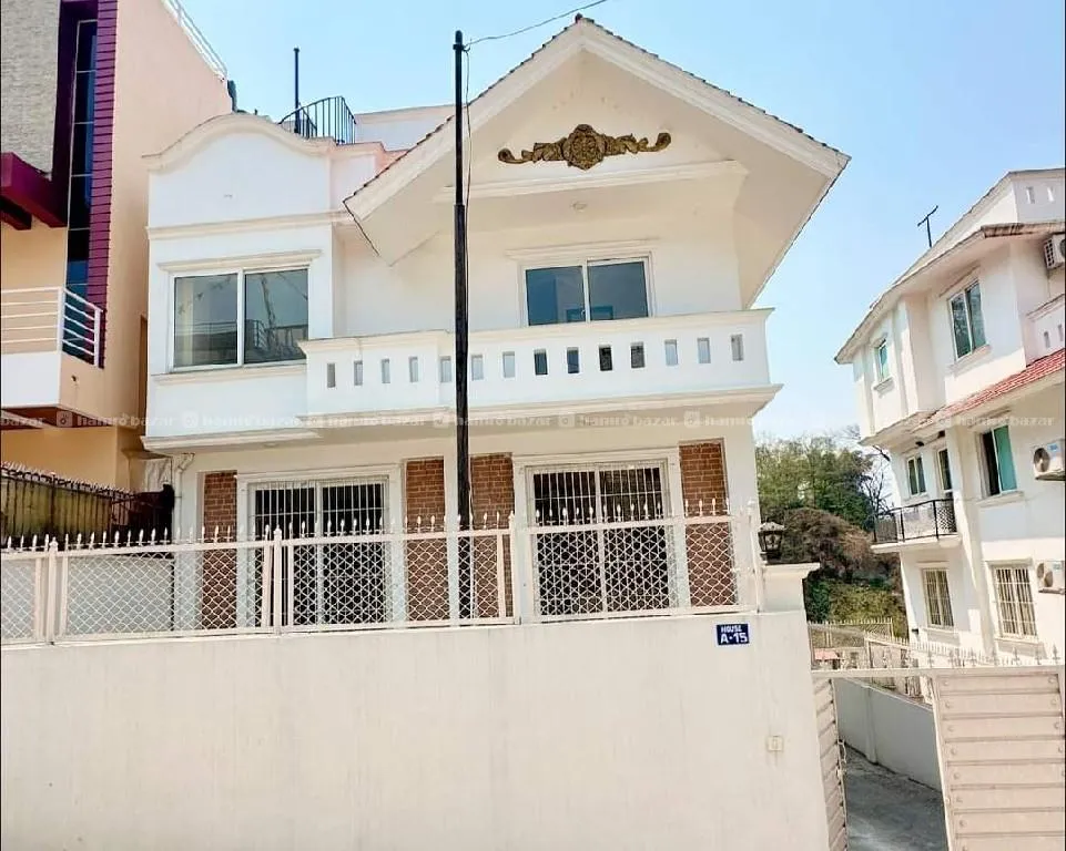 Brand New Bunglow House On Sale at Pasikot
