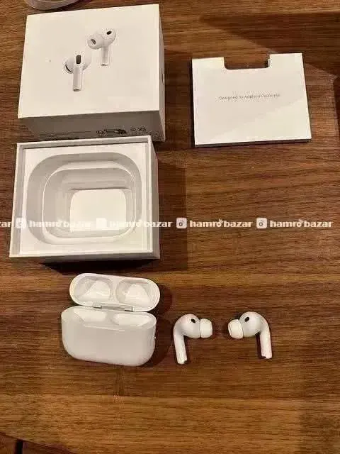 AIRPODS PRO 3 💯 ORIGINAL IN BRAND NEW CONDITION