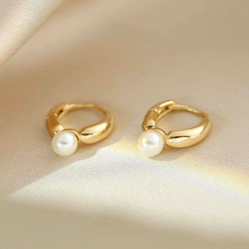Enacolor Elegant Women Gold Metal Luxury Crystal Zircon Mini Cute Hoop Earrings Ins Girl New Fashion Accessories Jewelry Gifts