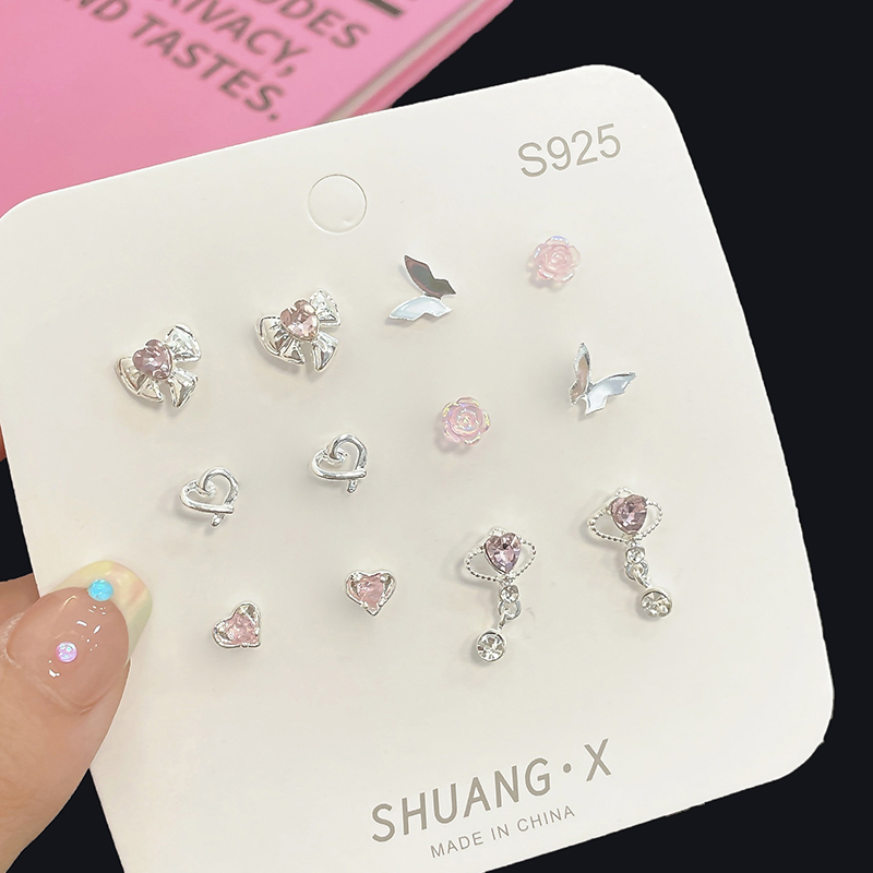 1Set Korea Cute Pink Crystal Heart Little Stud Earrings Sweet Cool Love Zircon Ear Studs Aesthetic Earrings Girl Jewelry Gift ZHANGNA