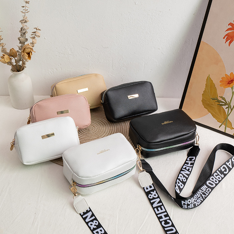 【Must-Have Accessories】 Women's Bag Small New Spring And Summer Square Contrasting Letters Single Shoulder Crossbody
