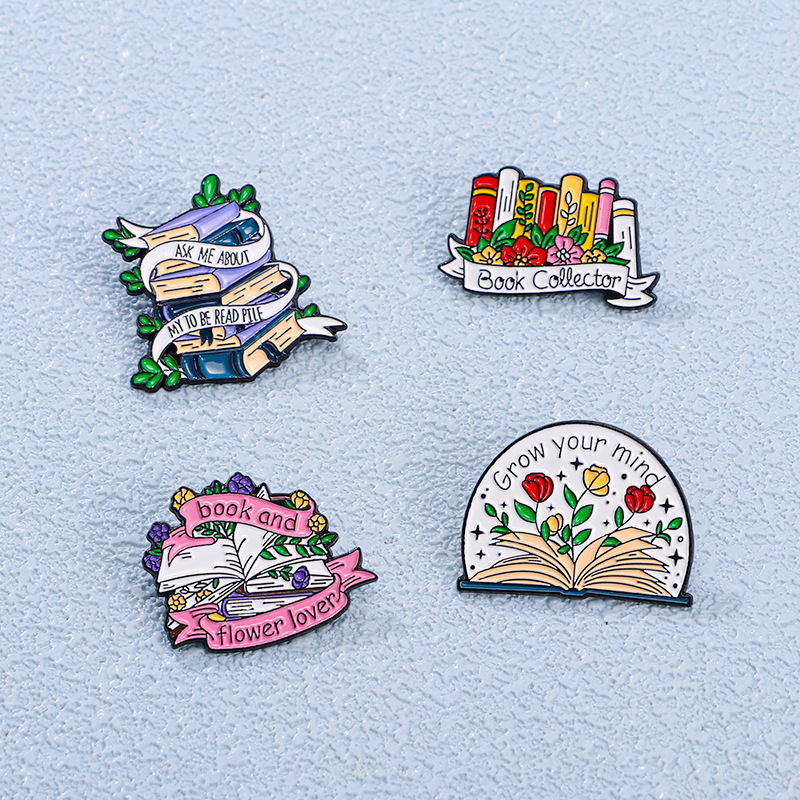 4pcs Creative Sports Car Enamel Pins Set Cartoon Brooch Lapel Pin Badge for Backpack Clothing Fashion Jewelry Accessory