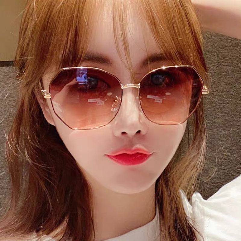Frame polarized fashion Kuaishou same Internet celebrity sunglasses S new WNQNW2022sheintops women's sunglasses women's InsTikTok korean-style big