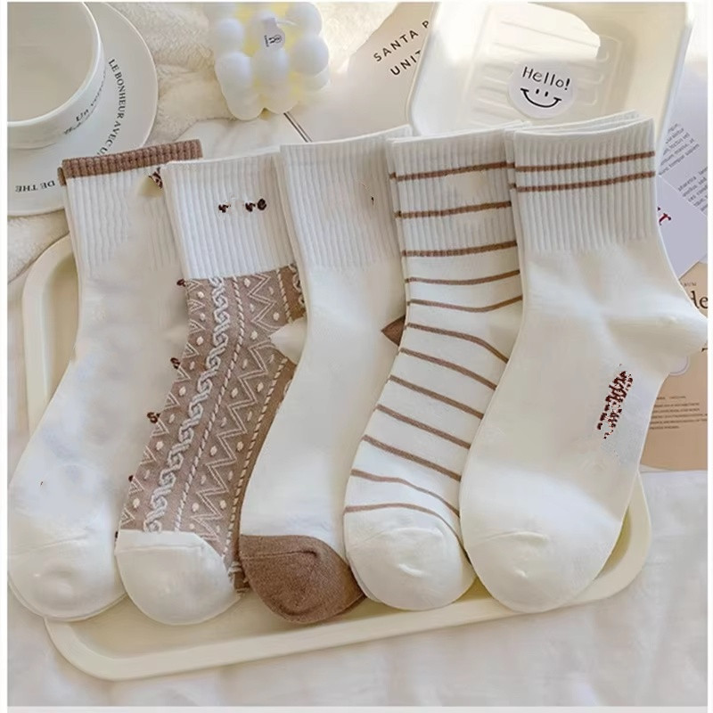 5 Pairs Of New Japanese Socks Set Solid Color Women's Casual Socks Autumn Simple Women's Medium Length Socks