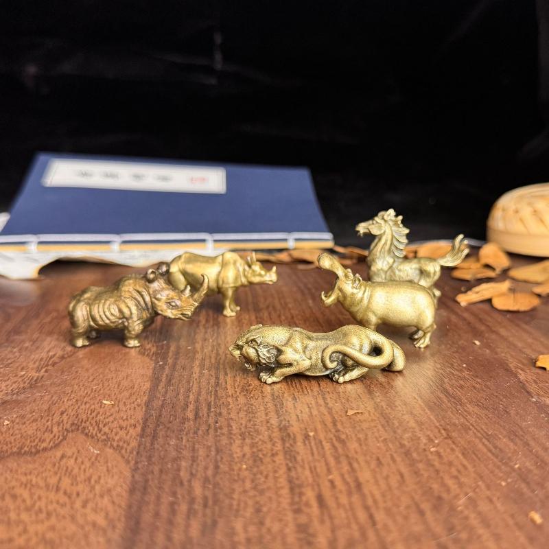 New 1Pcs Brass Hippopotamus Rhinoceros Statue Metal Animal Figurine Miniature Ornament For Home And Office Desk Decoration