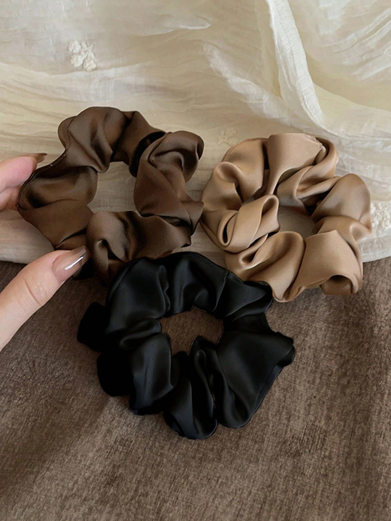 1/3Pcs Women 3.39in Vintage French Soft Satin Hair Scrunchies Set In Black, Brown, Khaki, Elegant And Simple Minimalist Solid