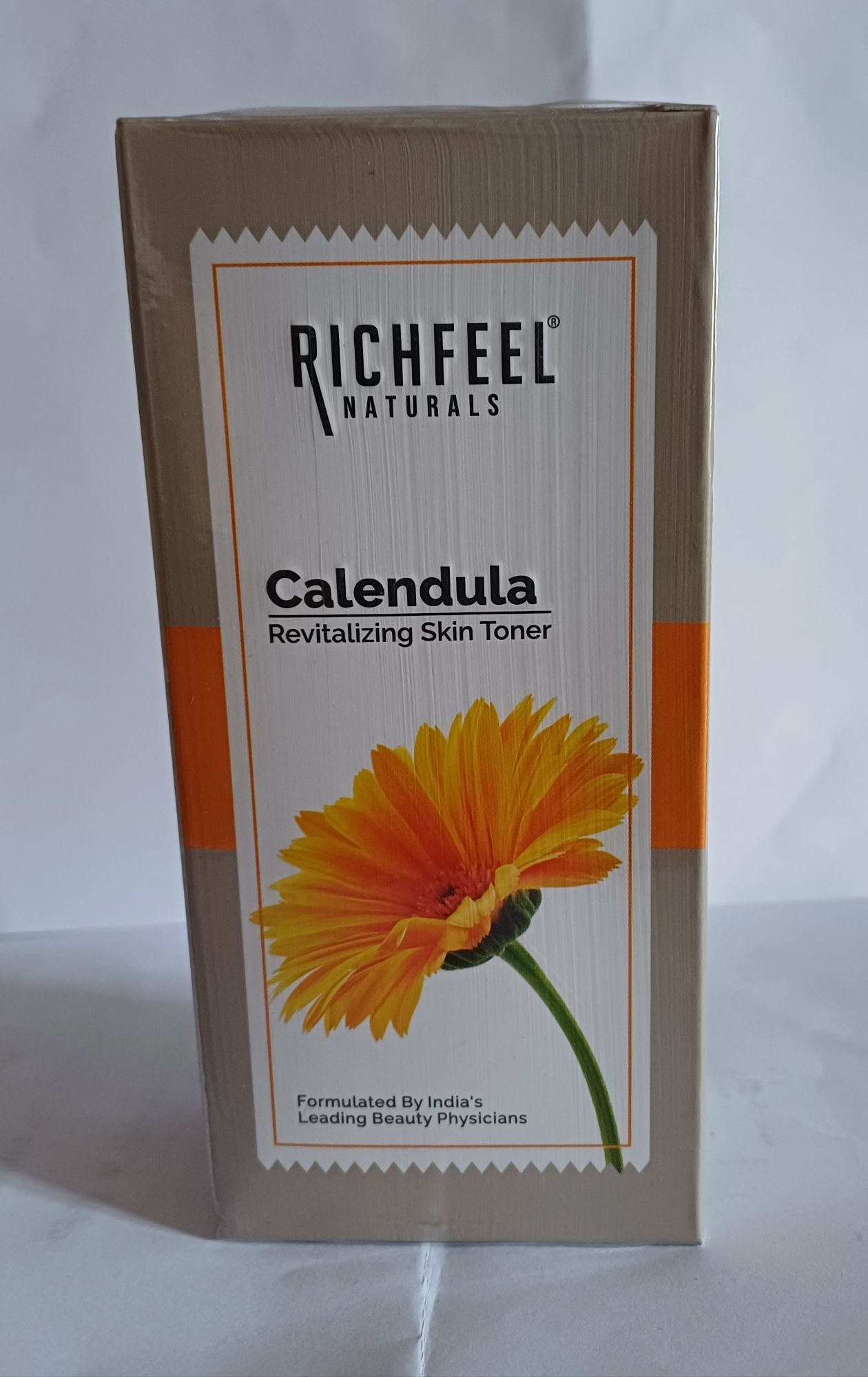Richfeel Calendula Revitalizing Skin Toner - 80 ml