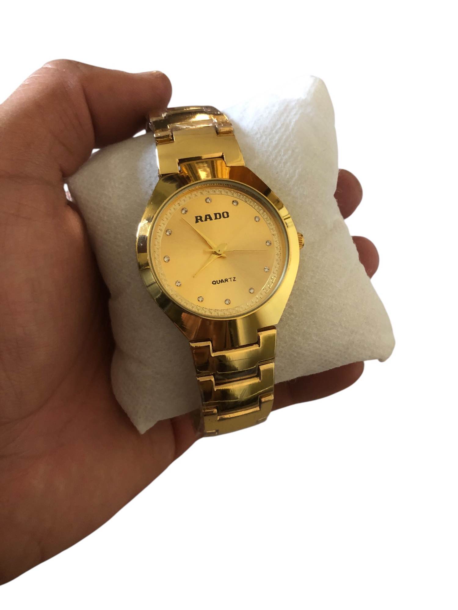 Luxury Premium Round Dial Golden Color Tungsten Fashion & Casual Stainless Steel High Copy Wrist Watch For Men