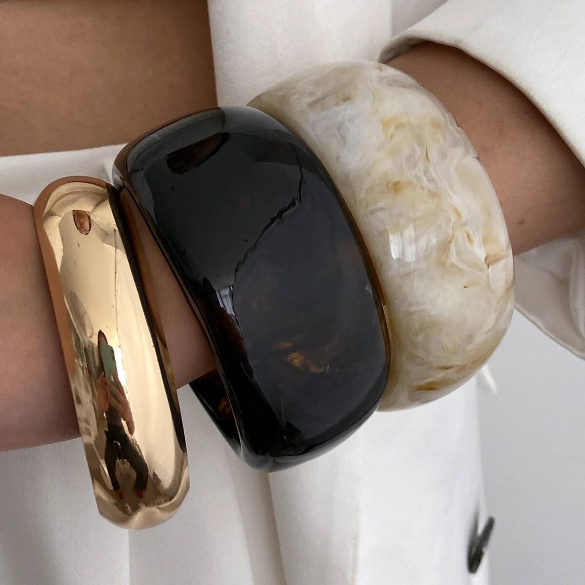 Trendy Fashion Transparent Resin Acrylic Bangles For Women Geometry Round Bangle Bracelets Charm Thick Simple Party Hand Jewelry