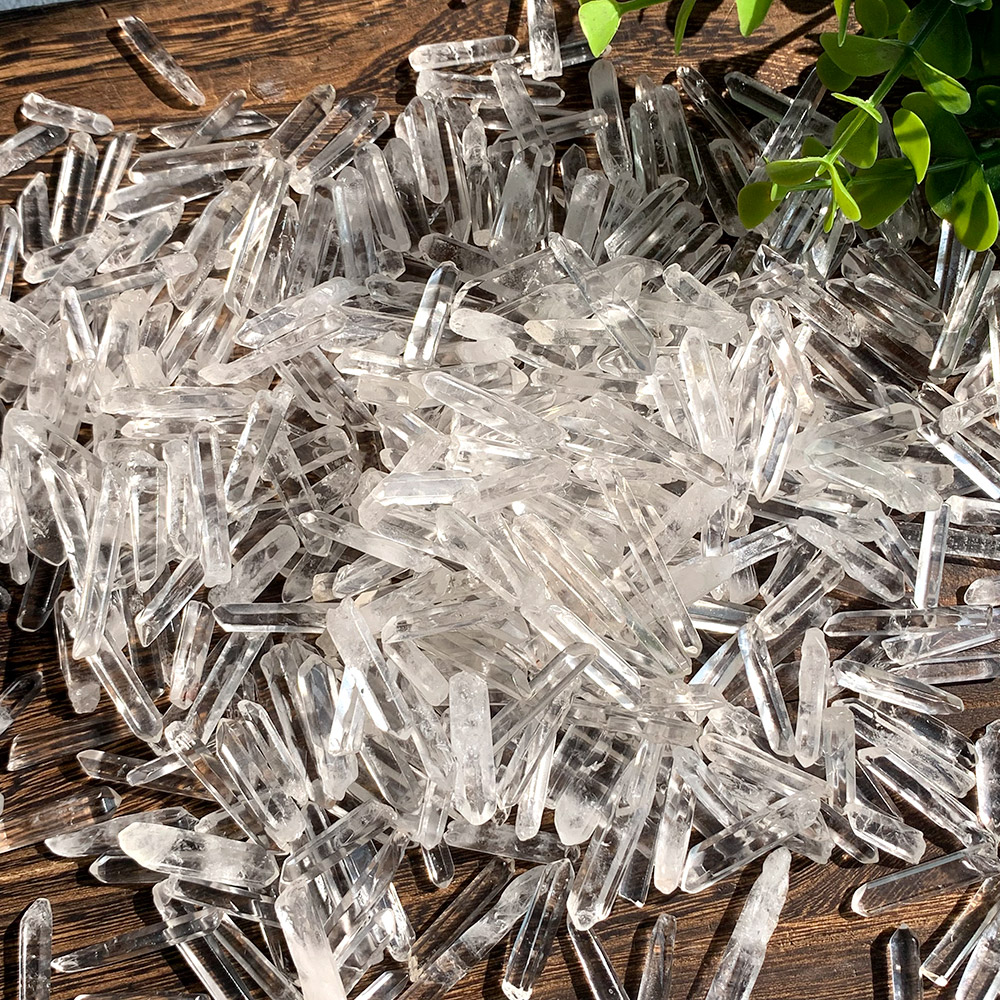Bohemian Style 50g/100g Natural Clear Quartz Tips Small Rough Raw Crystal Points Mini Prisms for Home Decor Holi