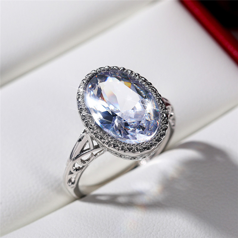 Huitan Luxury Oval Crystal Stone Rings for Women Fashion Wedding Engagement Accessories Female Eternity Ring Statement Jewelry