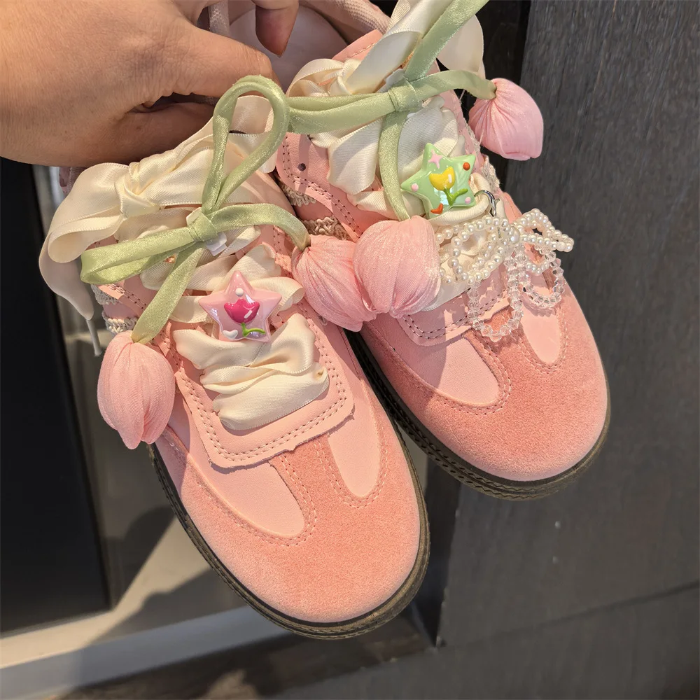 New 1PCS Tulip Shoe Laces Charms for Sneakers Girl Pearl Crystal Bow Shoe Charm DIY Colorful Star Love Buckle Shoes Decorations