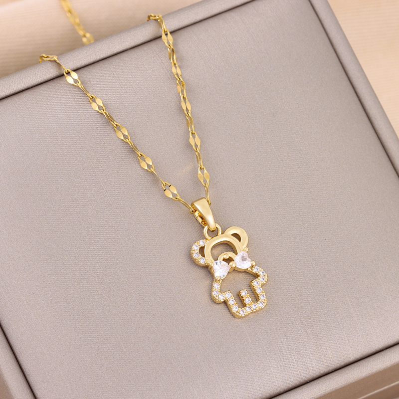 New In Trendy Cute Hollow Bear Pendant Necklaces For Women Trendy Zircon Crystal Female Neck Chain Jewelry Ladies Accessories