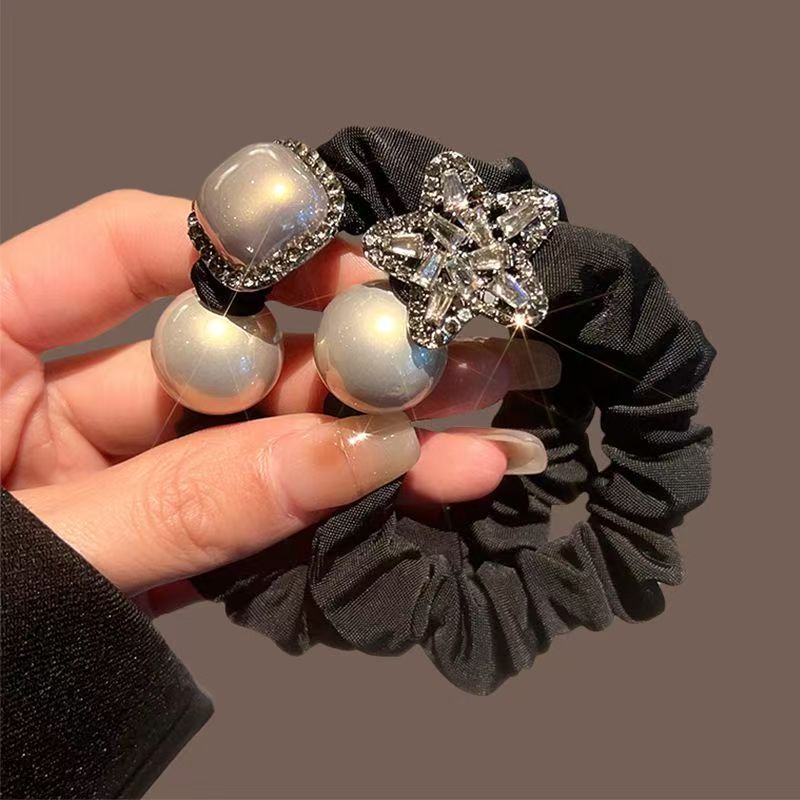 1pc Stylish Faux Pearl Hairband with Shimmering Rhinestones for Women, Flexible Hair Tie for Ponytails, New Headpiece Accessory.