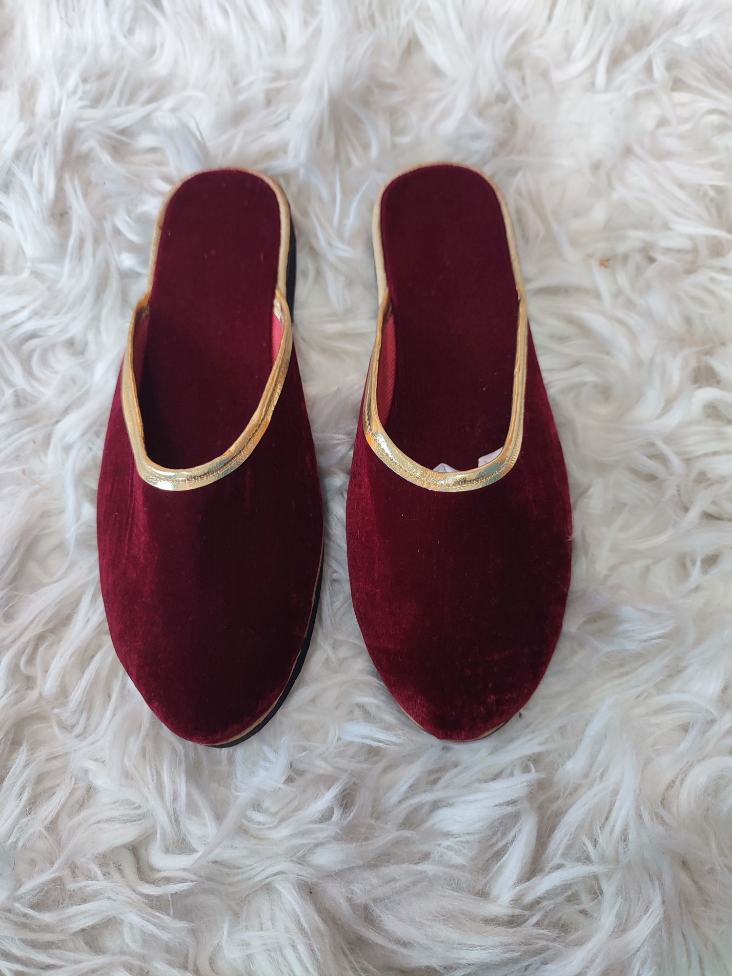 20 code Plain Half Close Shoes For Women