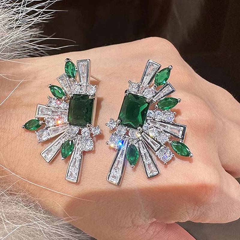 Huitan Luxury Women Geometric Stud Earrings Inlaid Green/White CZ Fresh Style Party Wedding Accessories Trendy Jewelry Chic