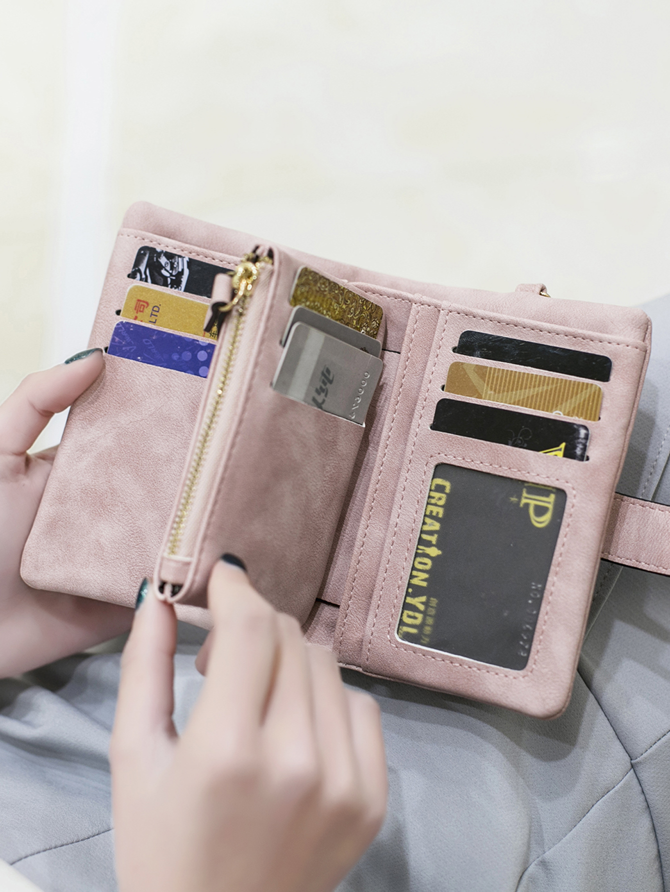 Women's short frosted wallet Korean version student small fresh cute Tri-fold multi cardslot zero wallet multifunctional wallet