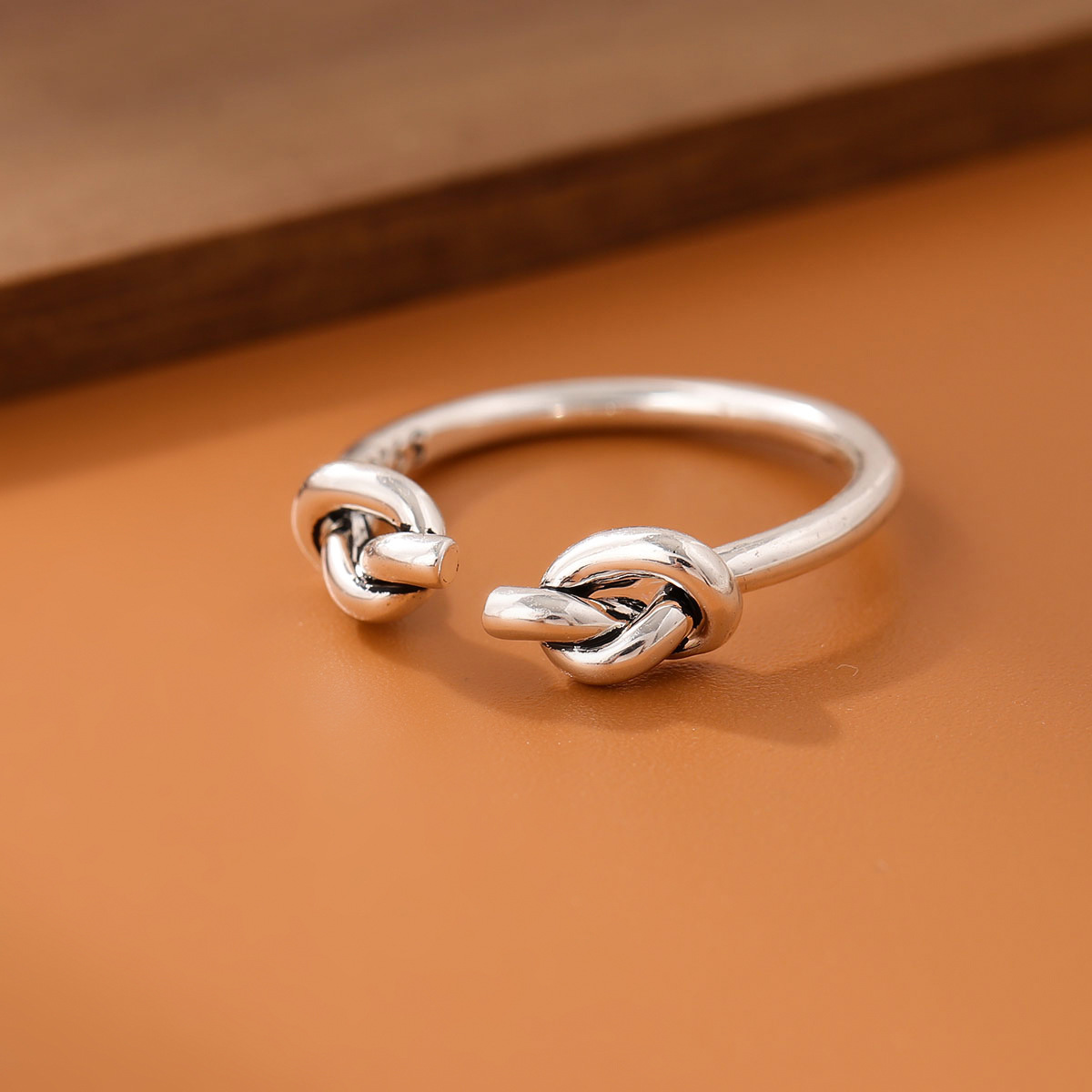 Punk Original 925 Sterling Silver Jewelry Fashion Wild Twisted Personality Simple Popular Opening Rings R057