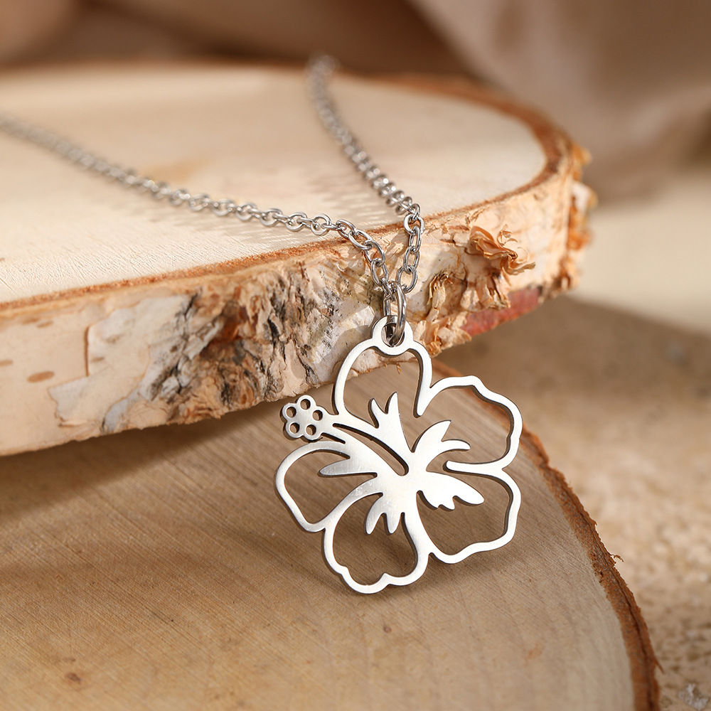 1pc Stainless Steel Hollow Design Flower Pendant Necklace Women's Fashion Simple Suitable For Everyday Wear Collarbone Chain pen gpt