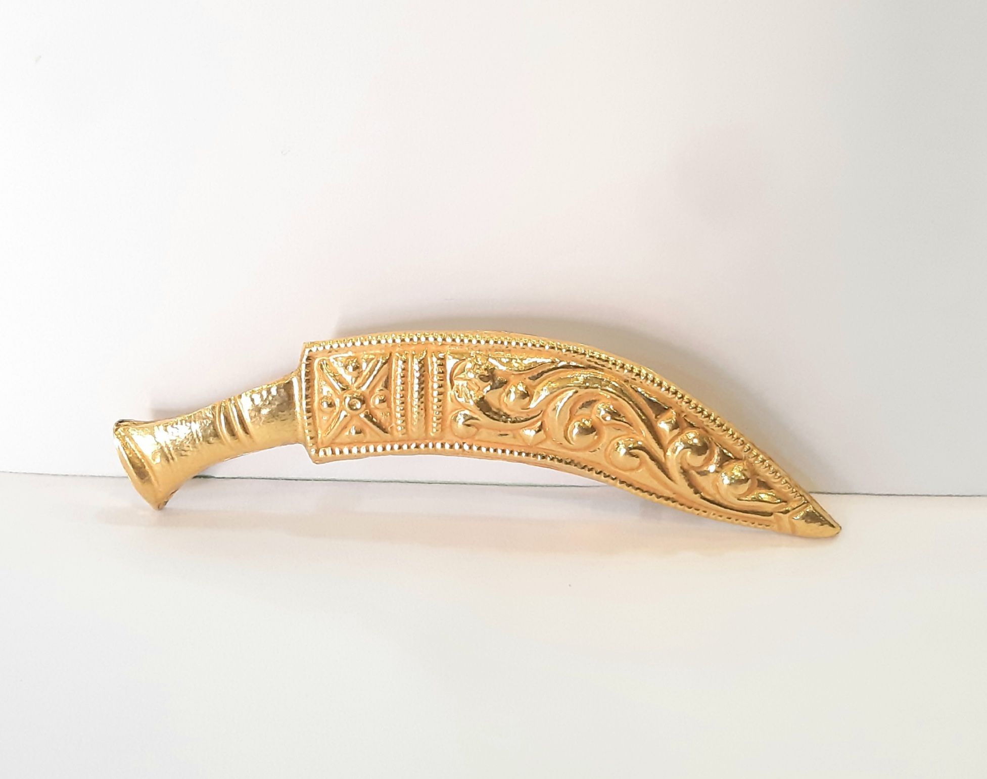 RoyalGems Brooch 24k Gold Khukuri
