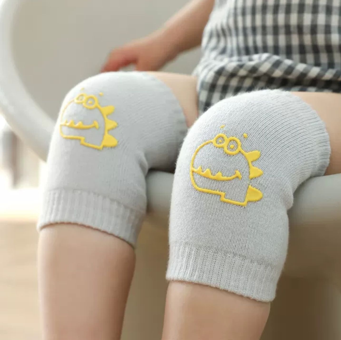 Baby Knee Pads - Crawling Knee Pads for Baby Infant Toddler 1 Pair