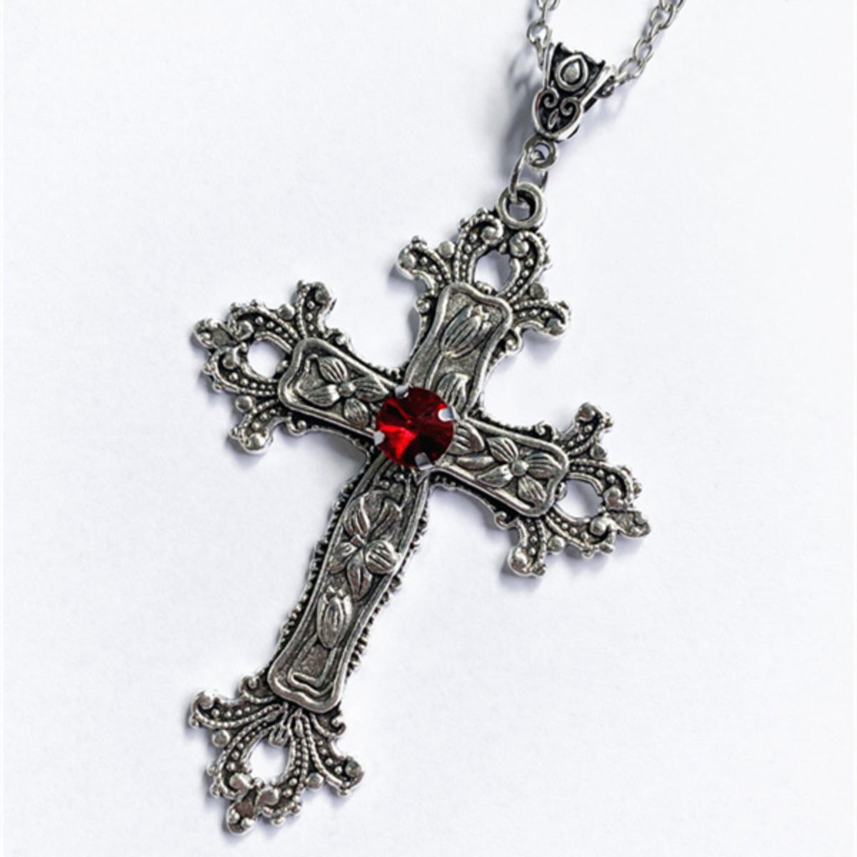 Gothic Punk Crystal Big Cross Pendant Necklace Irregular Clavicle Chain for Women Men Fall/Winter Collection Jewelry