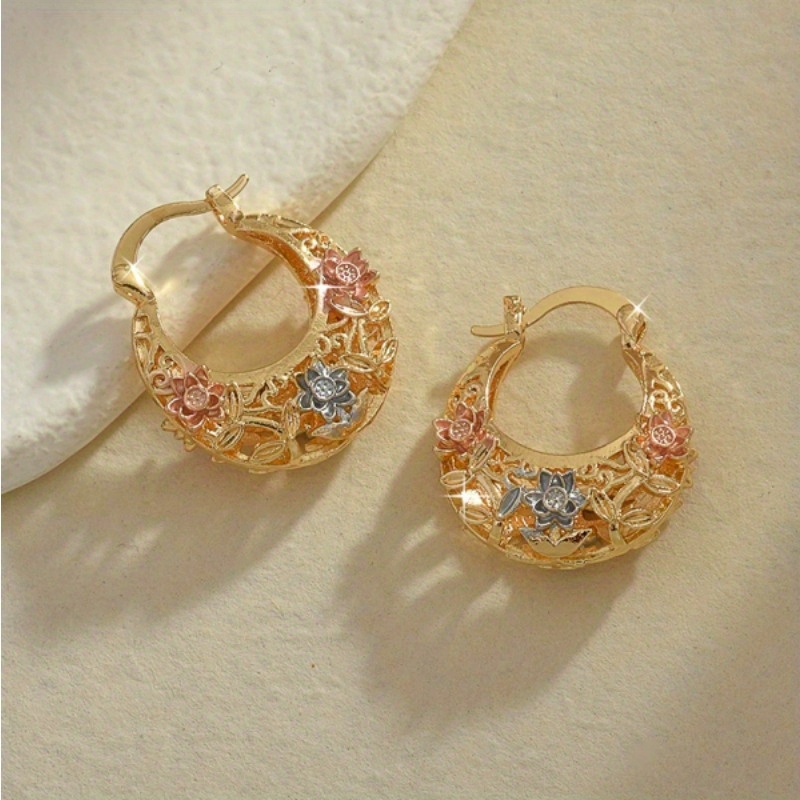 1pair Elegant Retro Carved Hollow Hoop Earrings, Exquisite Accessories for Women, Perfect Jewelry for Holiday Weddings