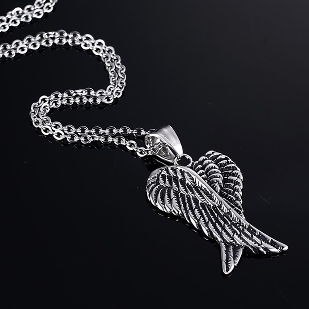 Necklace For Men Summer 2023 New Fashion Angel Wing Alloy Pendant Fresh Natural Cross Chain Jewelry