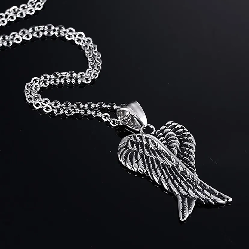 Necklace For Men Summer 2023 New Fashion Angel Wing Alloy Pendant Fresh Natural Cross Chain Jewelry