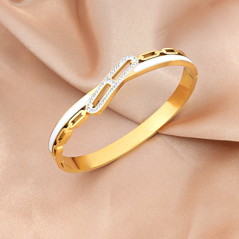 Chic Cute Stainless Steel Bangle Bracelet for Women with Zircon Jewelry Fashion Party Accessory Hand Gift