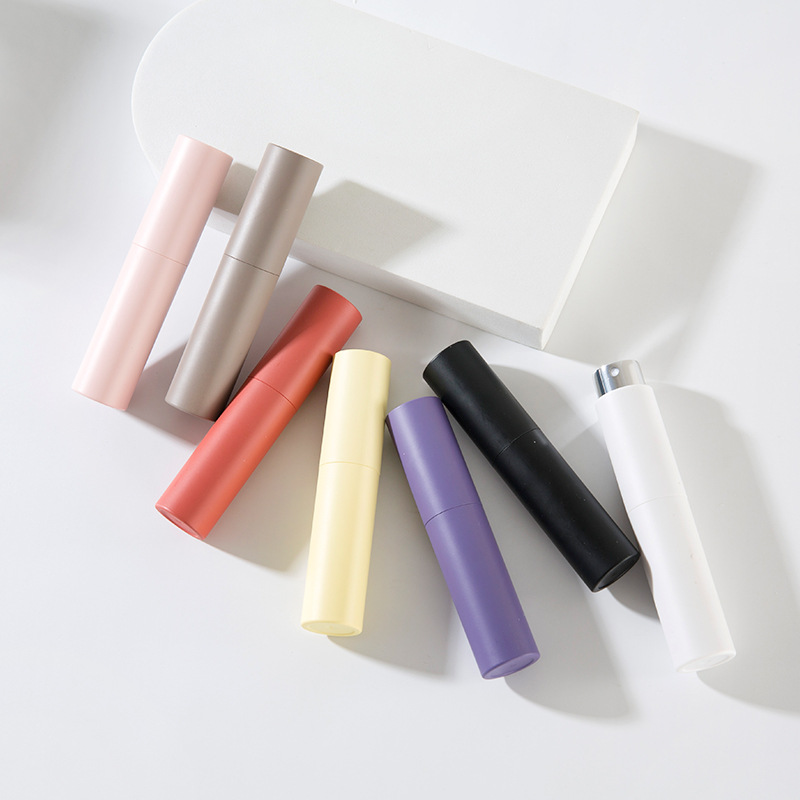 1Pc 10ML Plastic Rotating Perfume Bottle Travel Perfume Atomizer Empty Cologne Sprayer Pocket Mini Fragrance Dispenser