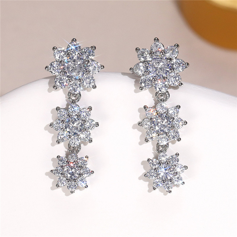 Huitan Gorgeous Flower-shaped Stud Earrings for Women Aesthetic Crystal Accessories Wedding Party Luxury Trendy Female Jewelry
