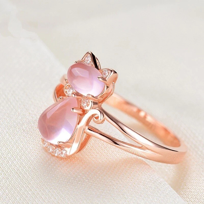 Huitan Rose Gold Color Cat Rings for Women Cute Exquisite Finger Accessories Party Daily Wearable Statement Jewelry
