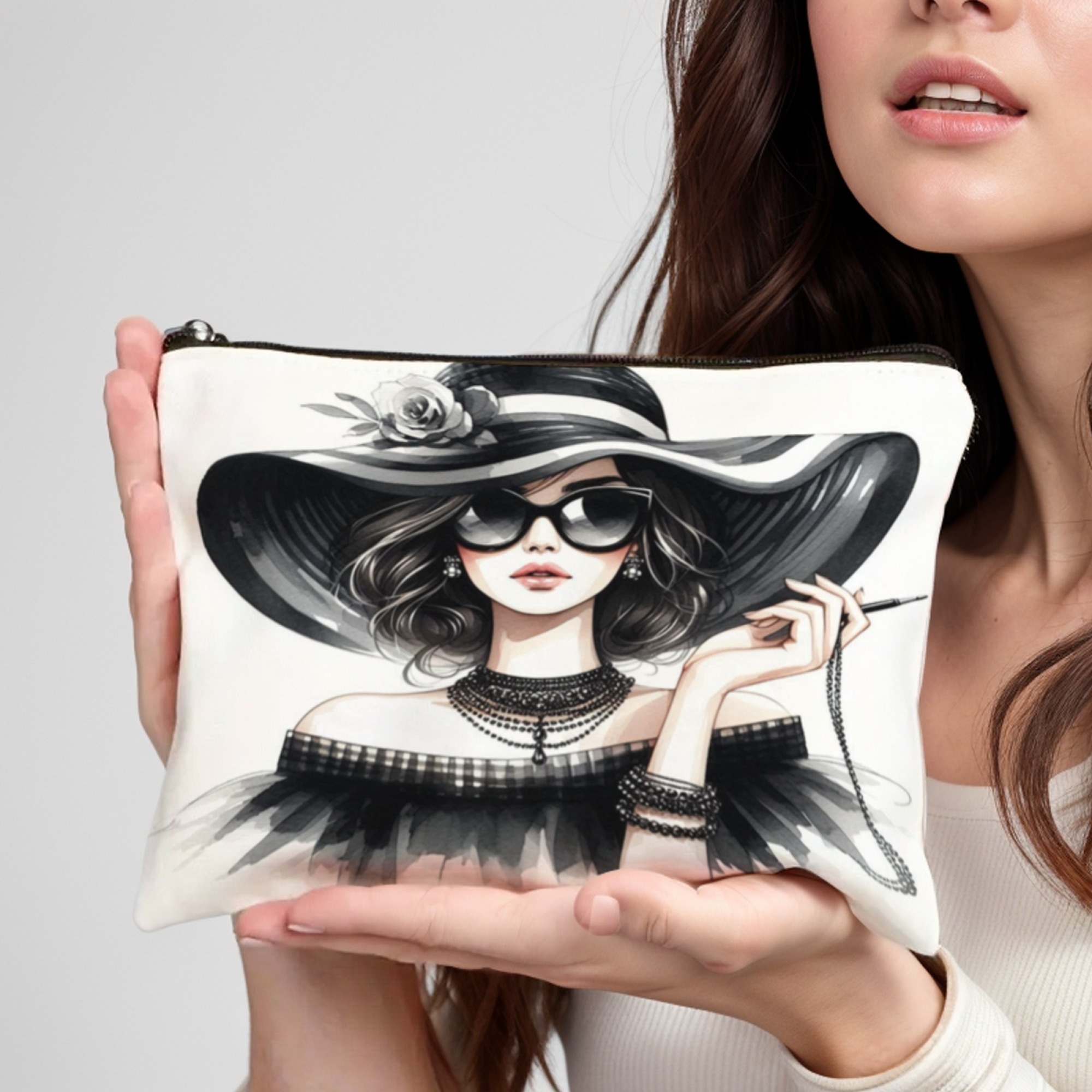1PC French Modern Girl Art Lipstick Air Cushion Storage Bags Women's Makeup Bag Commuter Handbag Travel Toiletry Bags