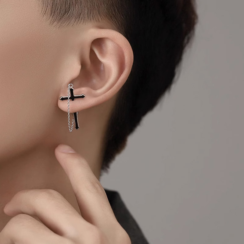 1Pcs New In Fashion Vintage Hip Hop Punk Copper Black Color Cross Ear Stud Piercing Earrings For Women Men Jewelry Accessories