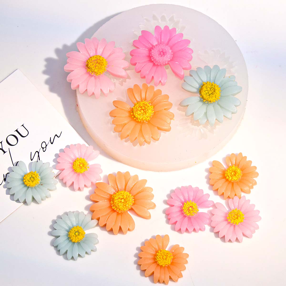 5 Hole Mini Daisy Candle Silicone Mold DIY Flower Shape Earring Pendants Making Clay Craft Molds Home Decoration Art
