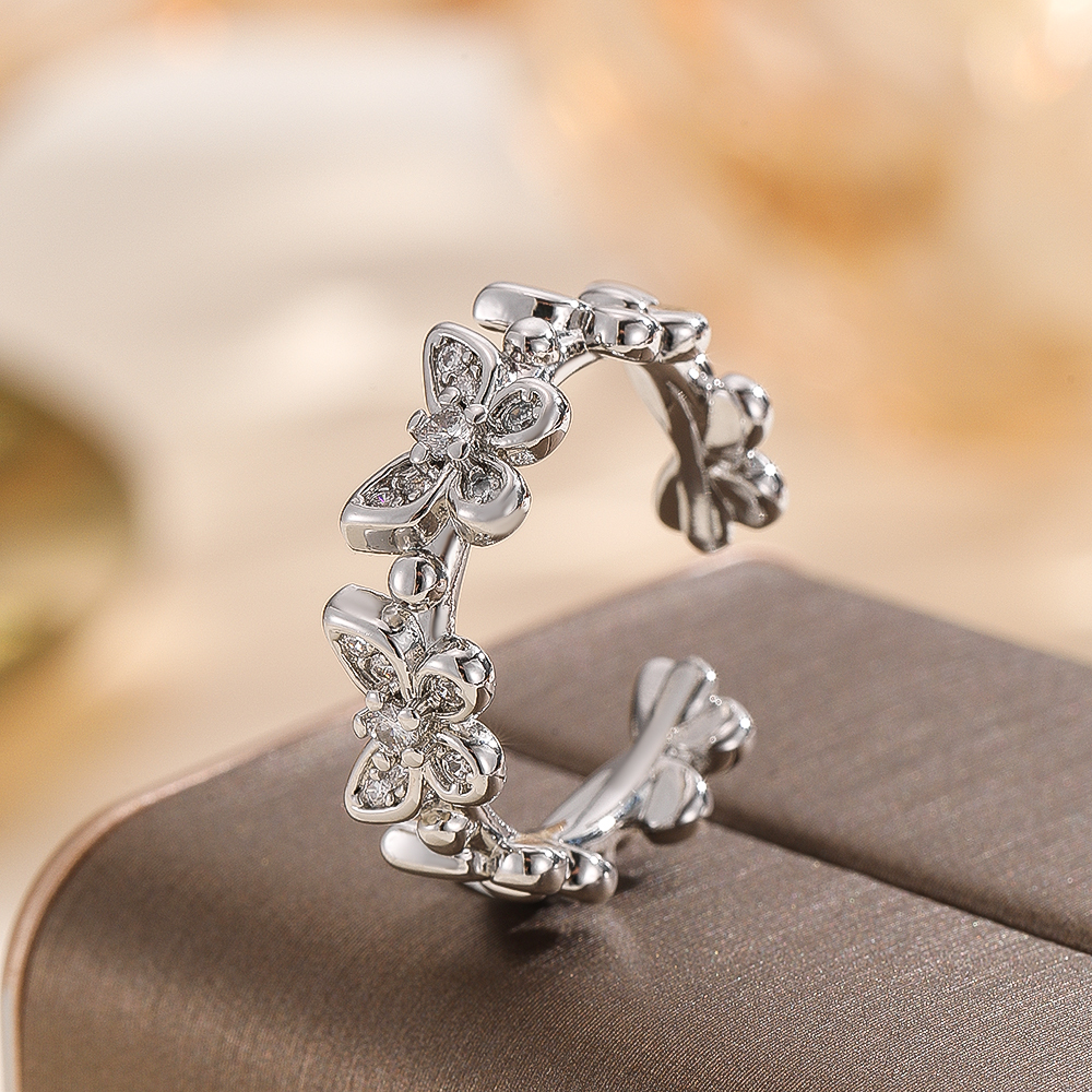 Fashionable Butterfly Women's Ring, Sparkling Zircon Leaf Geometric Opening Ring, Simple and Exquisite Jewelry for Girls
