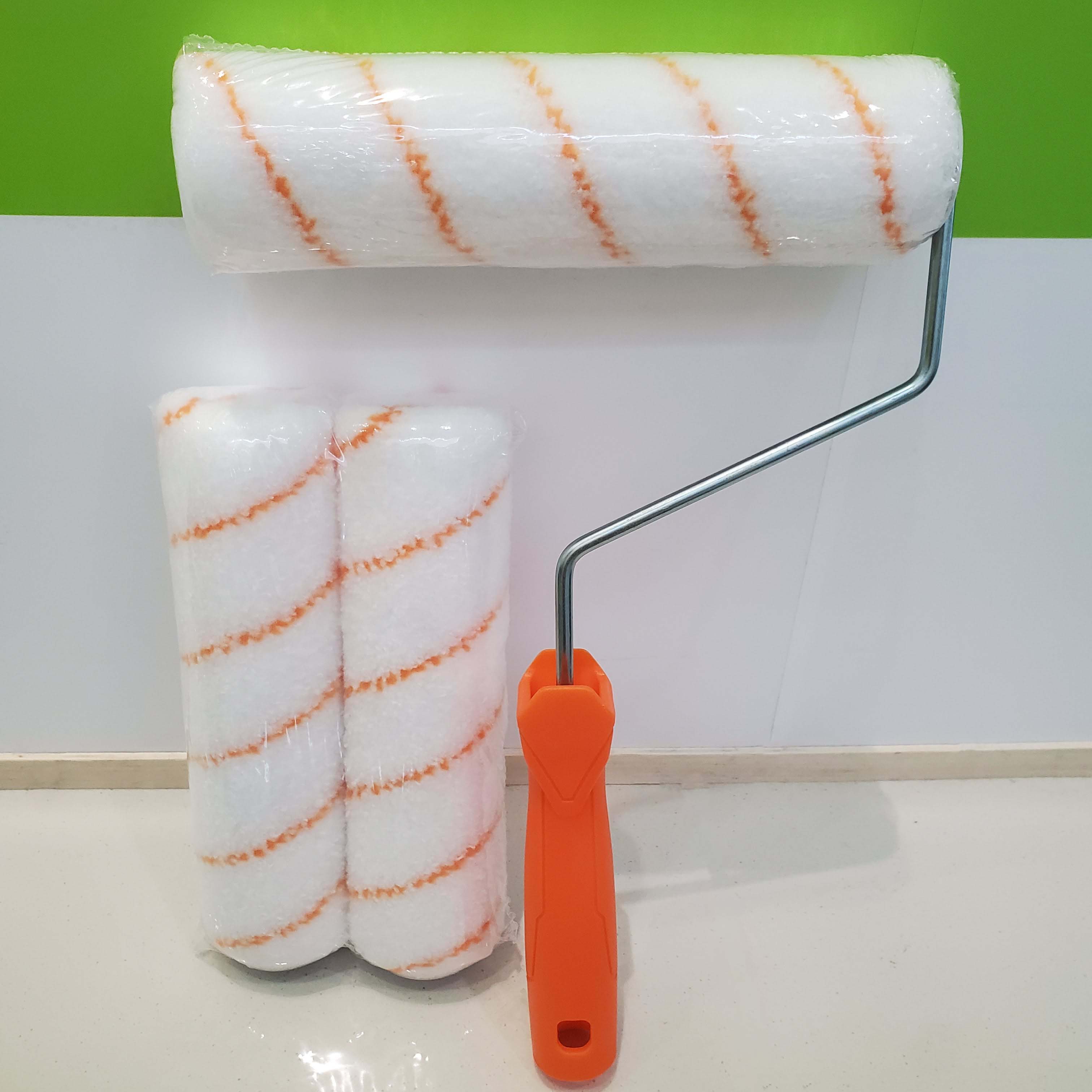 9-Inch Universal Roller Brush Set with 3 Rolls + 1 Stand for Home Improvement And Engineering Projects