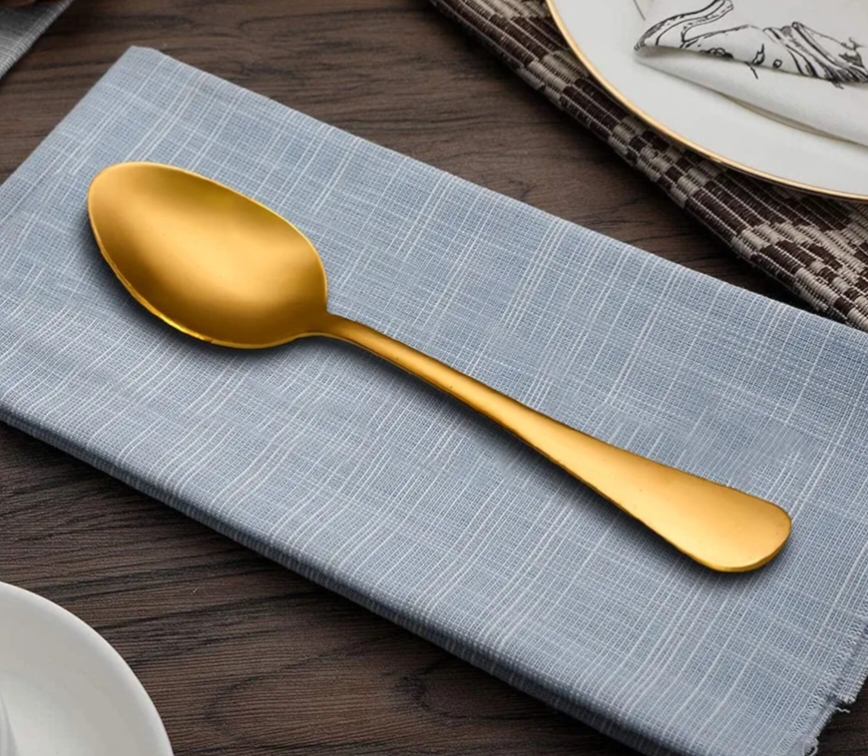 Stainless Steel Gold plated Golden 6 Pieces Premium Spoons Gold Colour Flatware for Luxury Dining