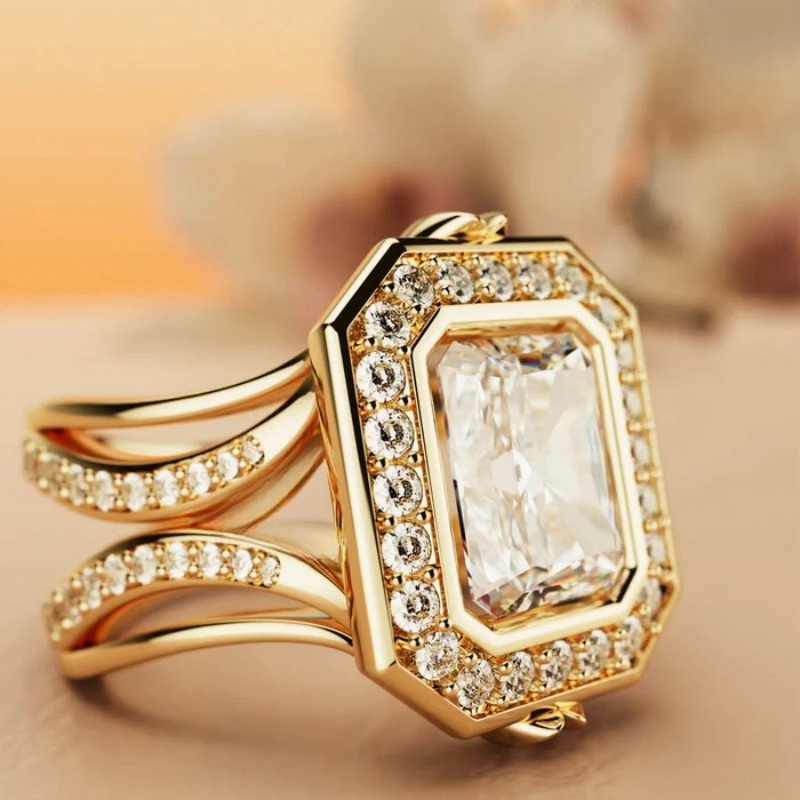 new Luxury Metal Carving Gold Color Inlaid Imitation Crystal Ring Bridal Engagement Wedding Jewelry