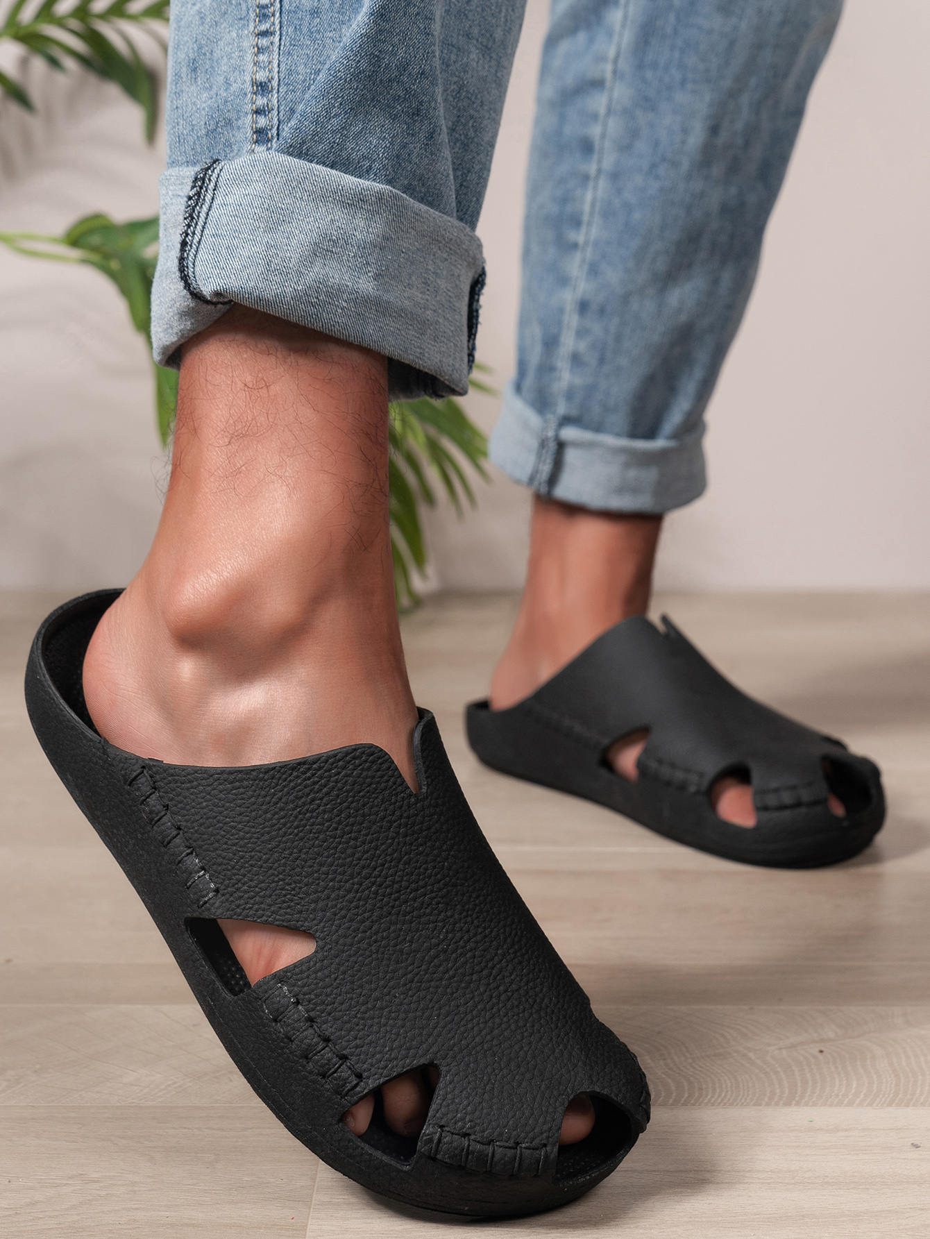 Men's Youth Mules New Spring and Summer Retro Slip-On Casual Loafers Waterproof Ultra-Soft Eva One-Piece Upper Half-Slip Flat Slippers