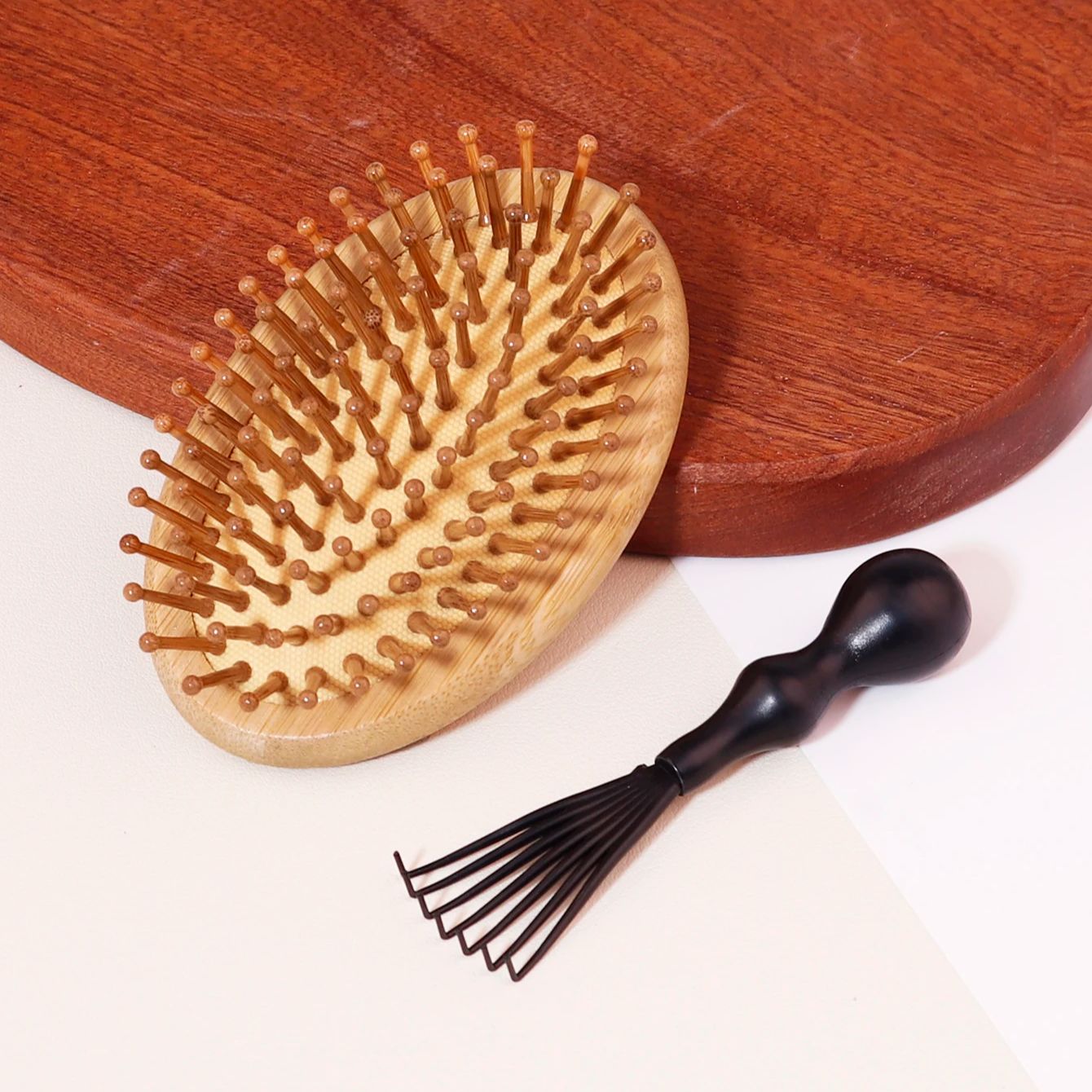 2pcs Wooden circular comb set - with cleaning claws, anti-static, suitable for home hairdressing,special for real hair